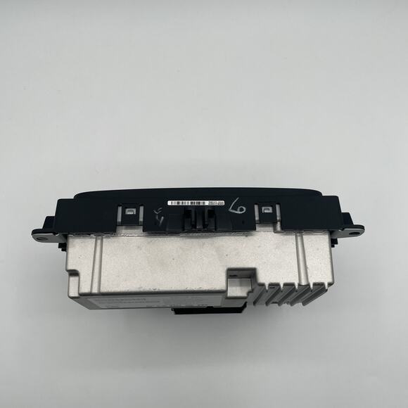 2017-2020 Dodge Ram Radio Receiver Display 3.0" Screen Panel 68271362AC VP1 OEM - Picture 4 of 8